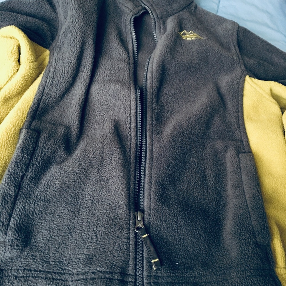 Gold & grey jkt - children’s place size s (5/6)